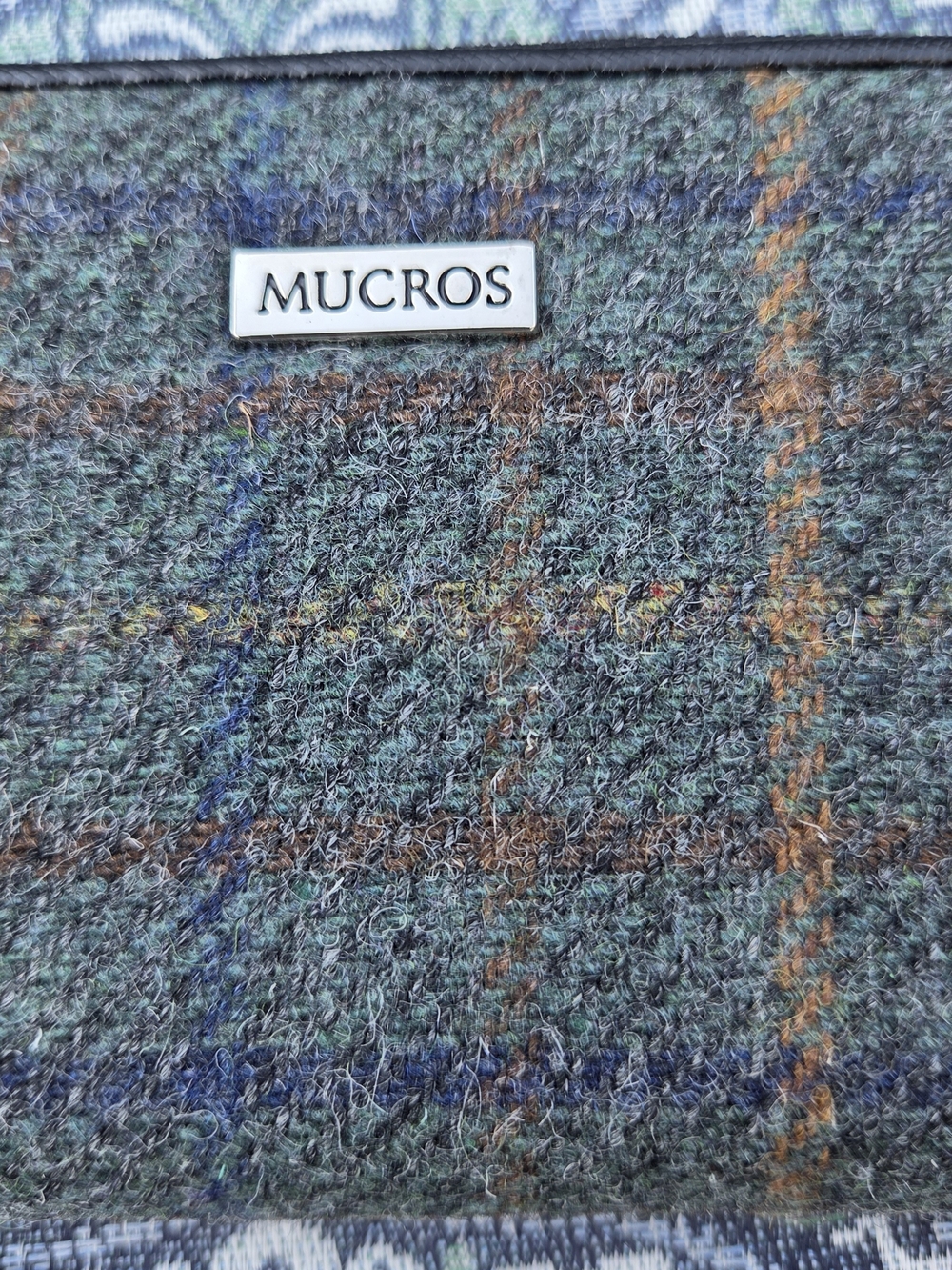 Mucros Weavers Women's Tweed Wristlet Wallet - Green, Brown, and Blue Brand New! - Picture 3 of 8